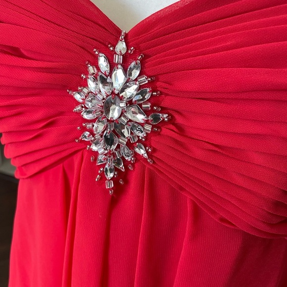 DaVinci Strapless Dress - Picture 3 of 4